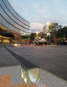 draining large flat pavements